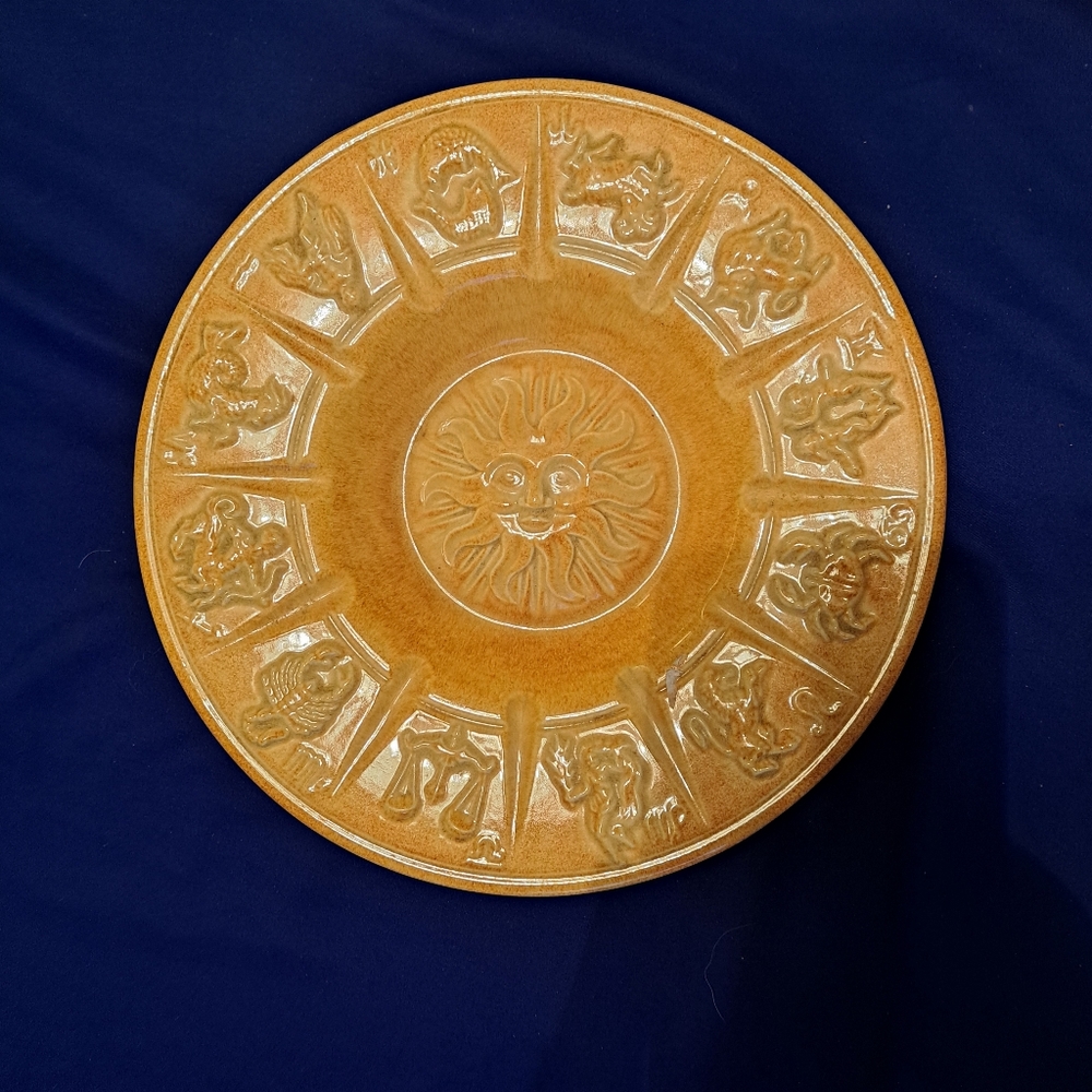 Vintage Yellow Zodiac Ceramic Plate - Picture 2 of 10